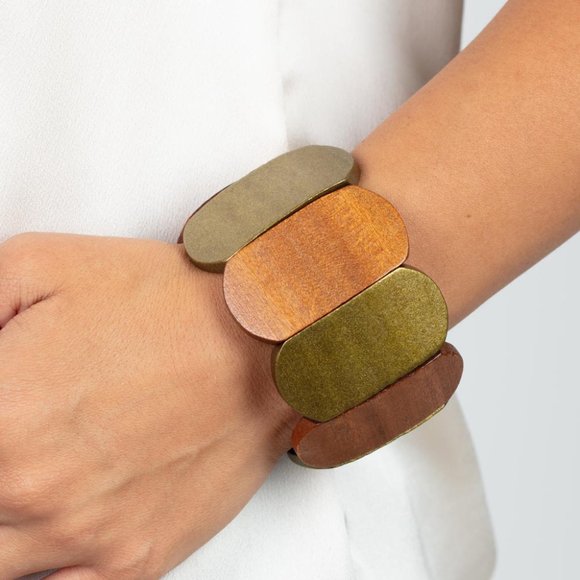 Paparazzi Jewelry - Picture 2 of 2